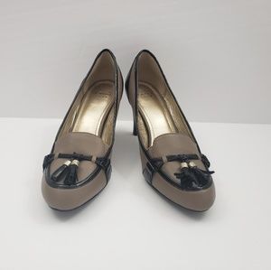 Circa Joan & David Hadrianna Taupe/Black sz 7.5